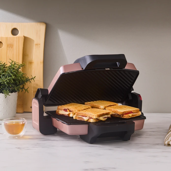 Karaca Future Toaster Rosegold 4 Slice Capacity