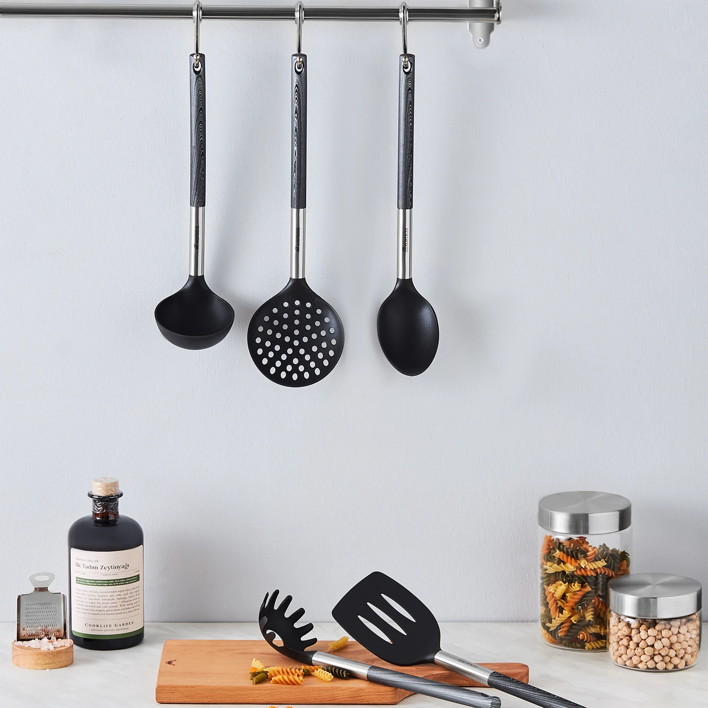 كاراجا جين 5 قطع من عناصر الخدمة