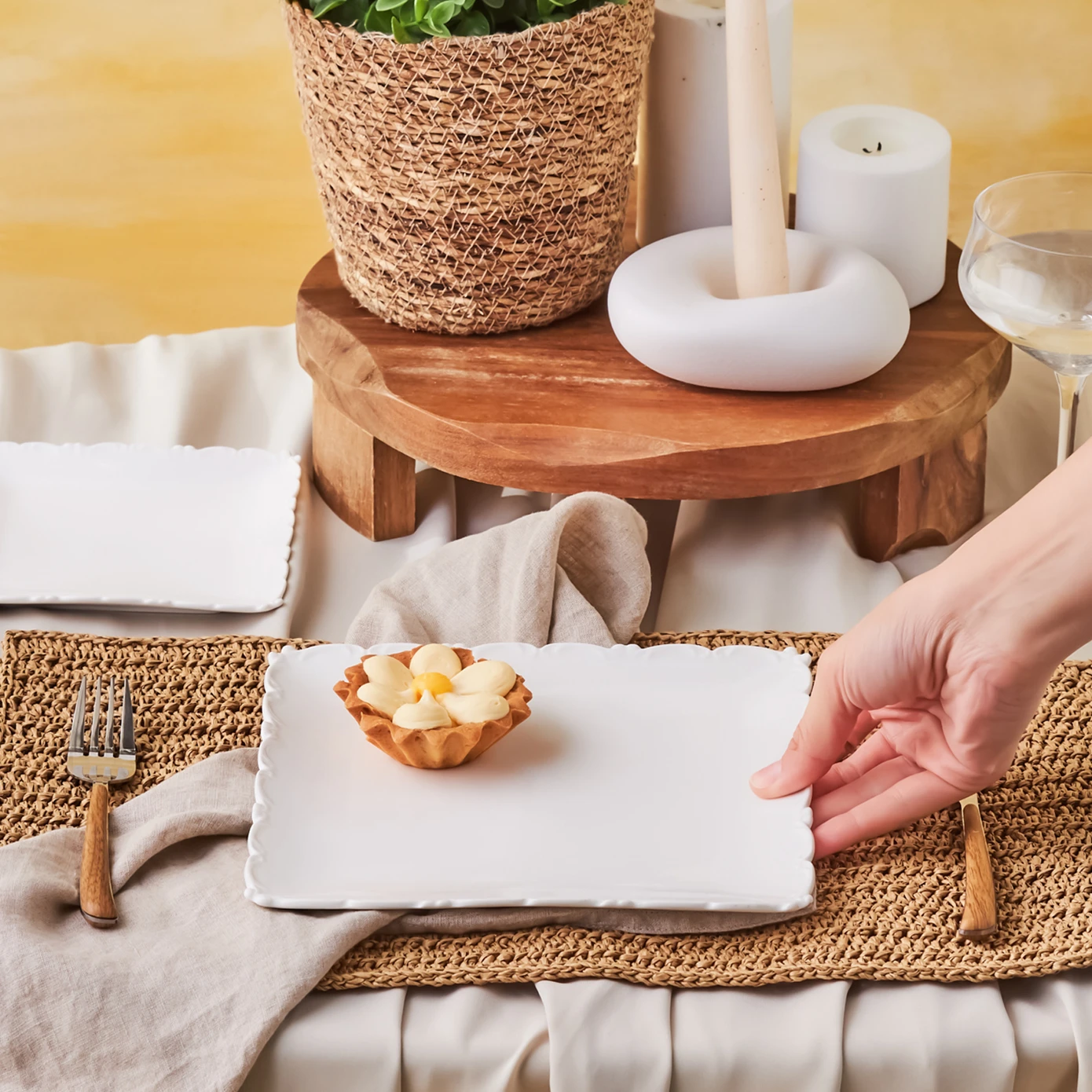 KARACA IVY PASTA TABAĞI 22.6X22.6X2CM