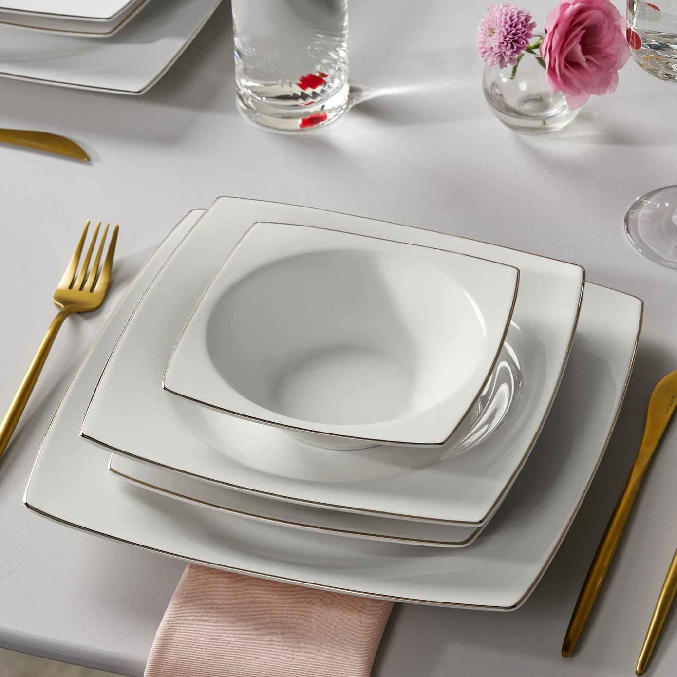 KARACA BLAINE PLATINIUM 24 PIECES SQUARE DINNER SET FOR 6 PEOPLE
