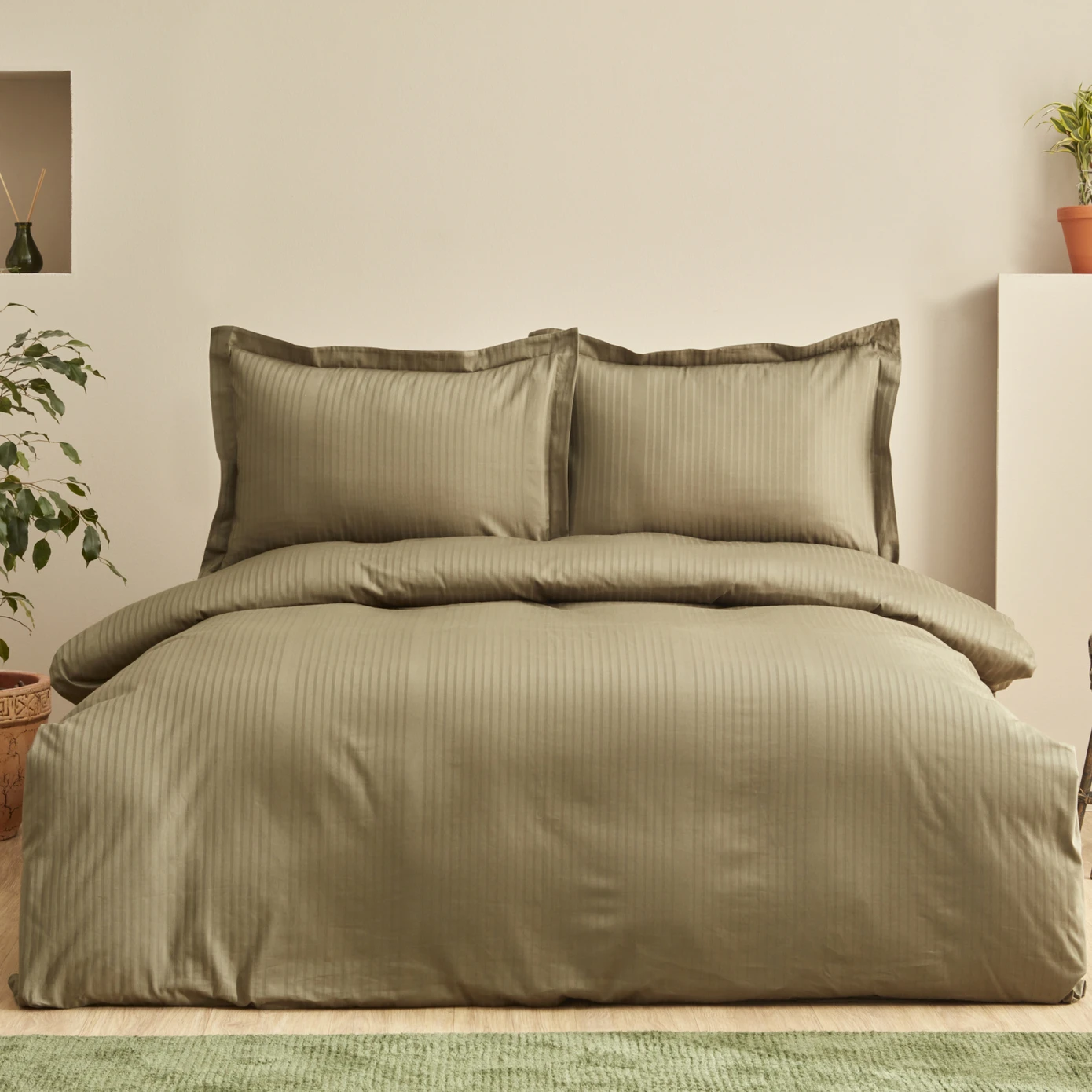 [200.21.01.0700] UNIQ KHAKI 100% PMK SATIN TEK KS DUVET COVER TKM