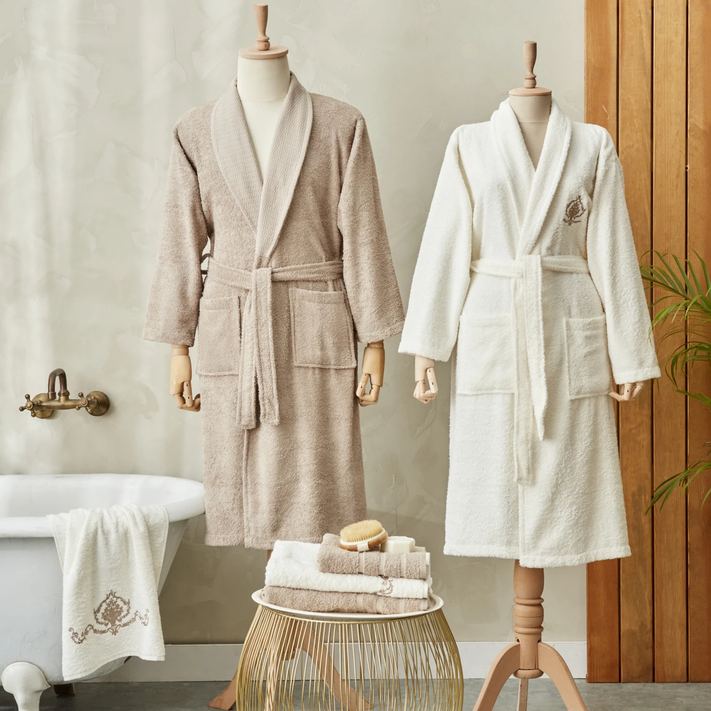 [200.22.04.0077] KH DESMA WHITE - BEIGE FAMILY BATHROOM SET