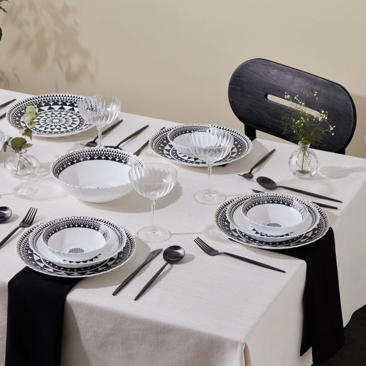 [153.03.06.9471] KARACA BLACK GOLD 19 PIECES OPAL DINNER SET FOR 6 PEOPLE