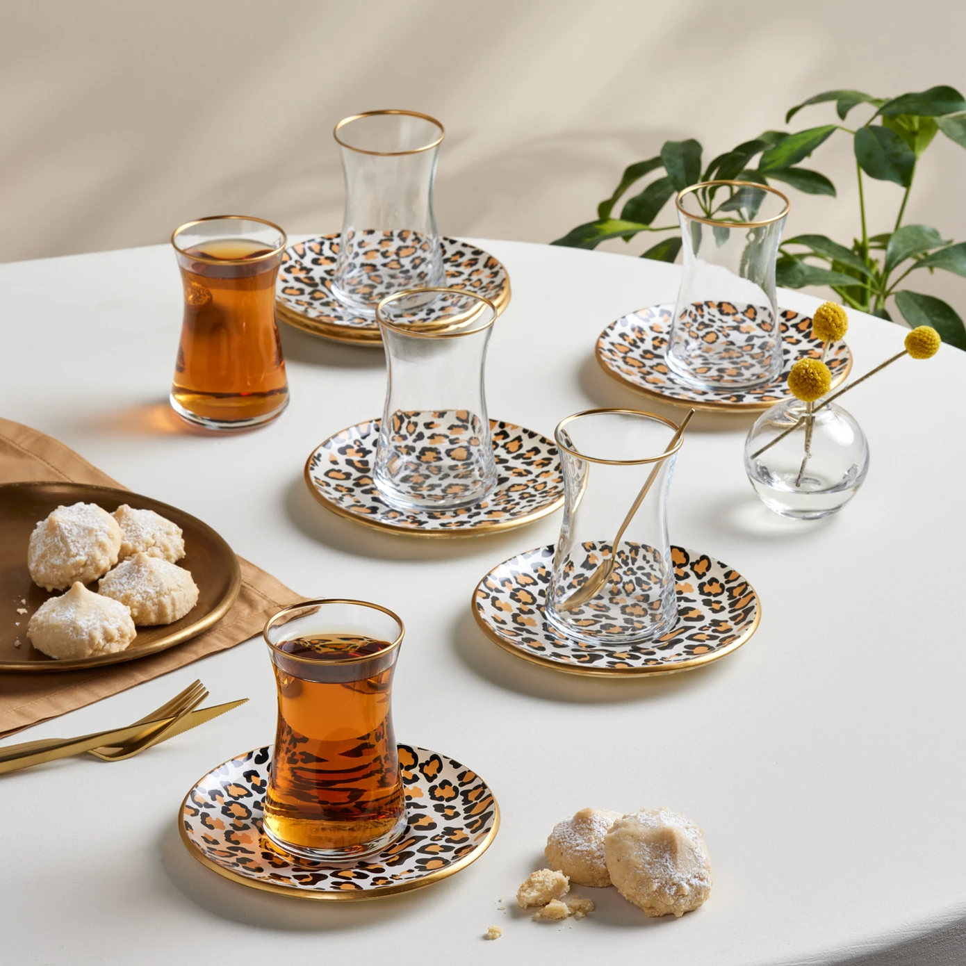[153.09.01.2995] KARACA LEOPARD 13 CM 12 PIECES GLASS TEA SET