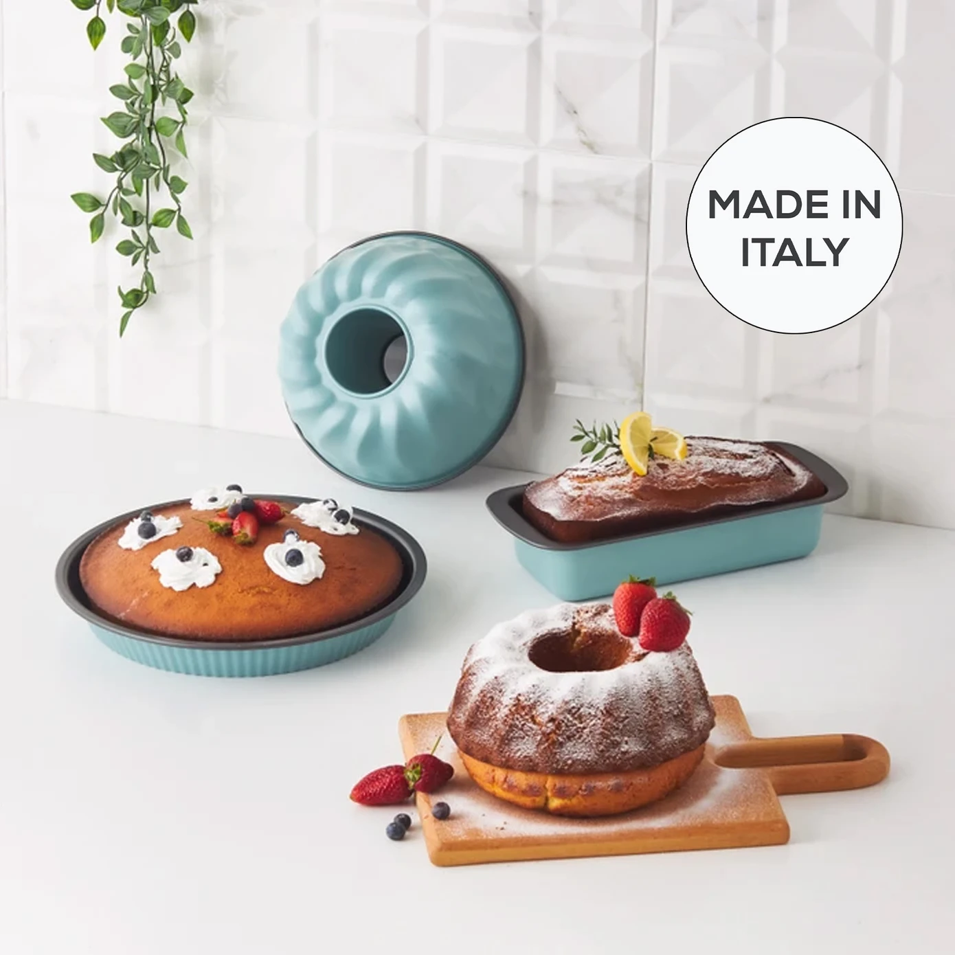 [153.09.01.1770] KARACA MULTICHEF VALENTE GREEN 3 PIECE CAKE MOLD SET