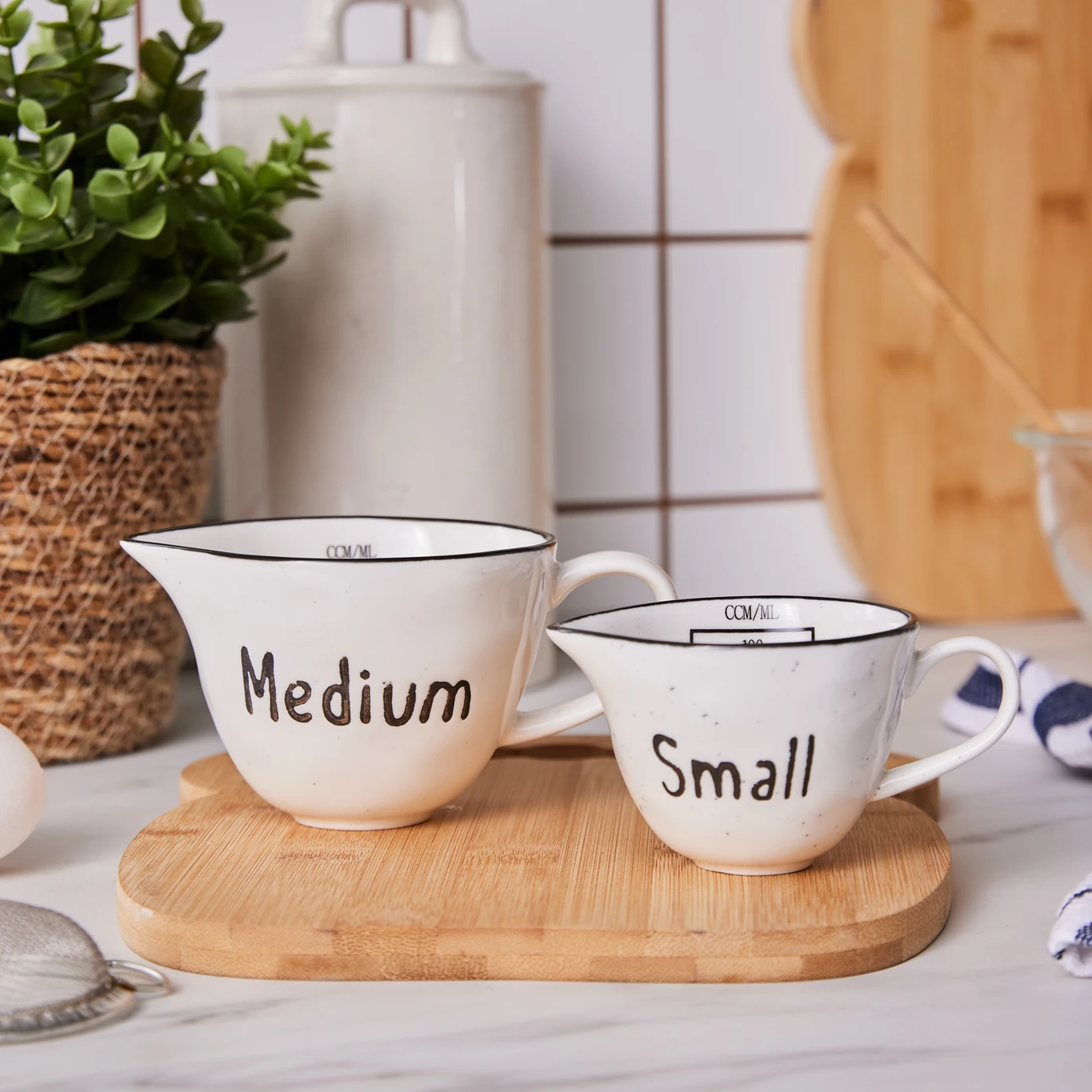 [153.03.05.0230] KARACA VEVA MINI 100/200 ML MEASURING SET