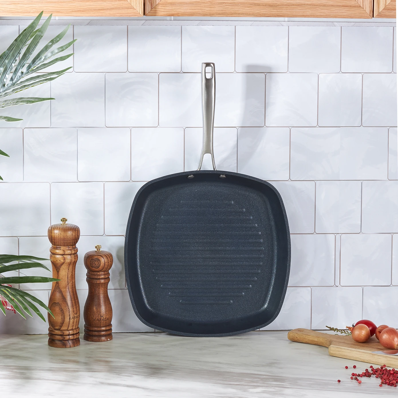 [153.03.07.7061] KARACA BIO DIAMOND PRO GRILL 28 CM 2.3 LT