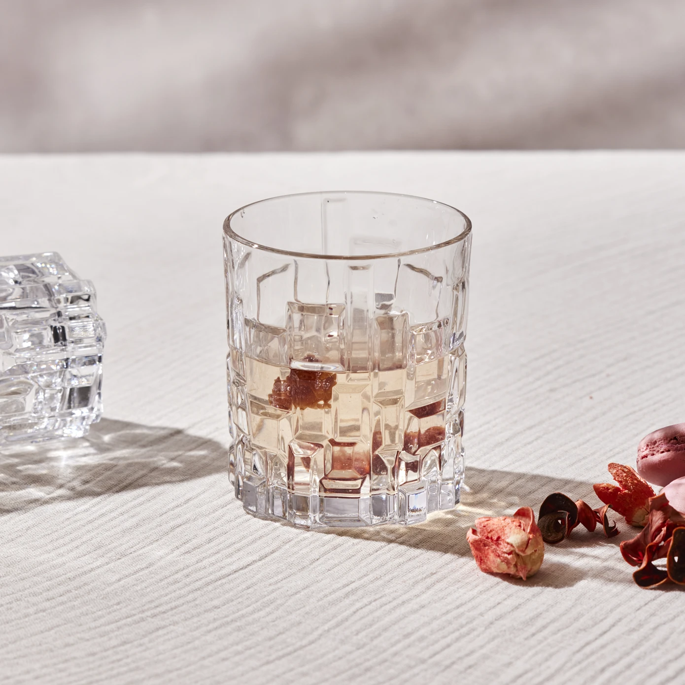 [153.03.08.2756] RCR ETNA WATER GLASS 330 ML