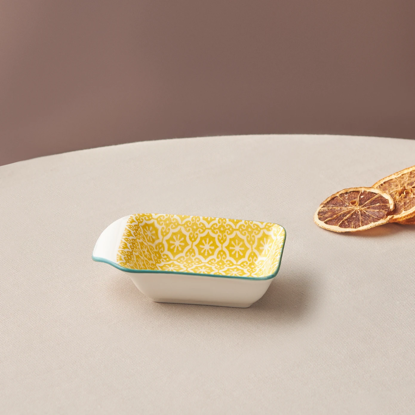 [153.03.08.2994] KARACA FLORAL YELLOW RECTANGLE COOKIES/SAUCATION DINNER 10CM