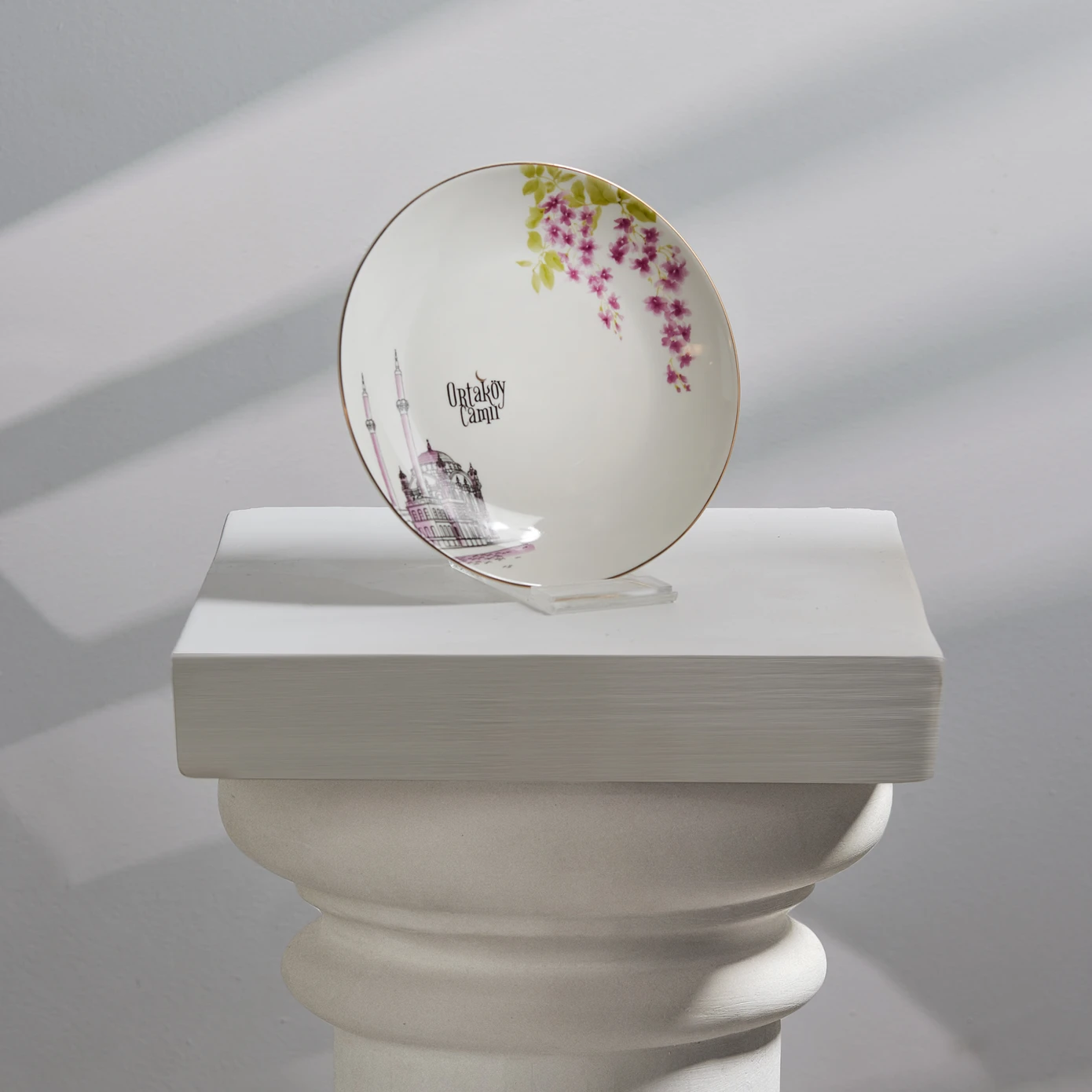 [153.03.06.4583] KARACA X IST COLLECTION ERGUVAN CHEESE PLATE