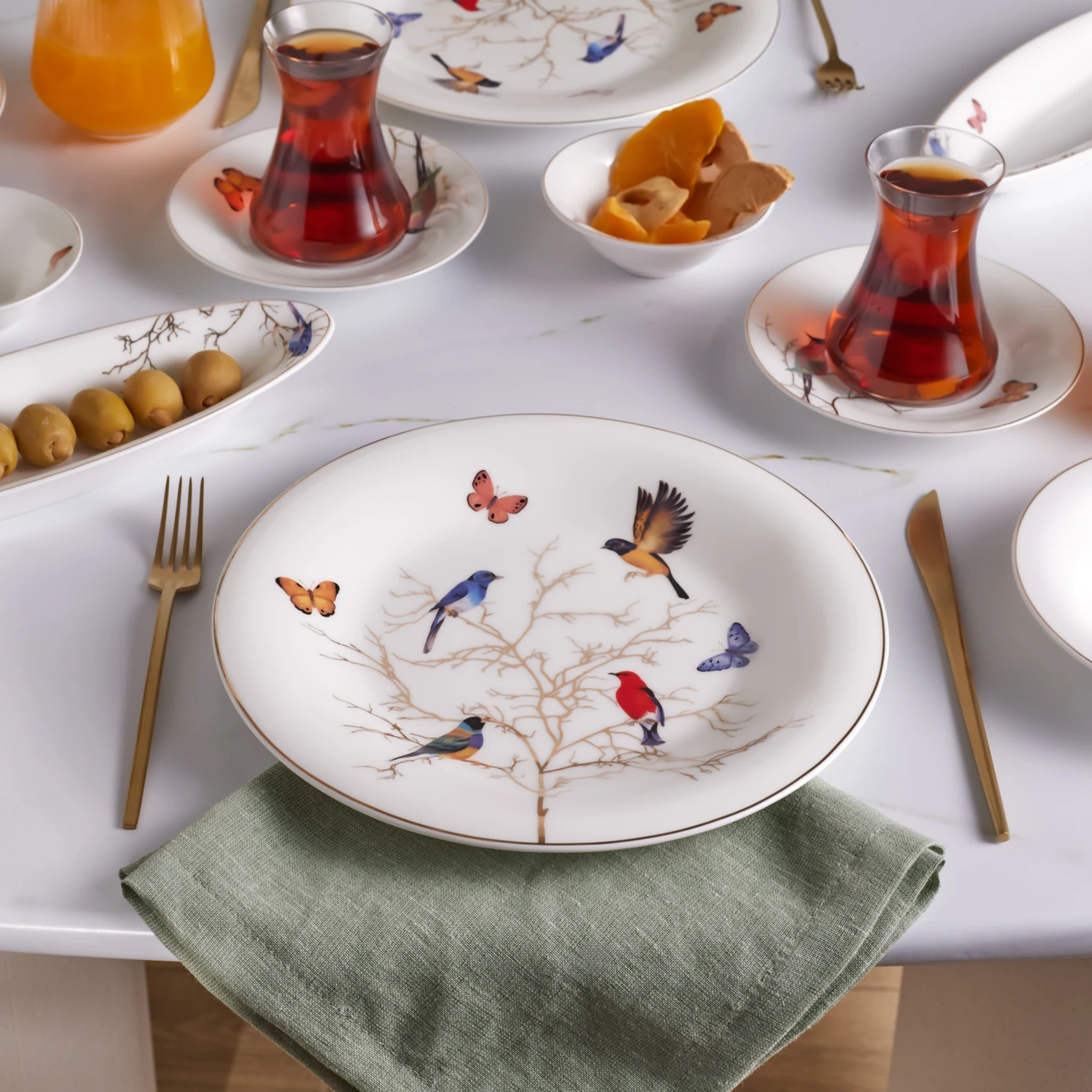 [153.03.08.3433] KARACA FINE PEARL NEW GRACE WHITE 26 PIECES BREAKFAST SET RND