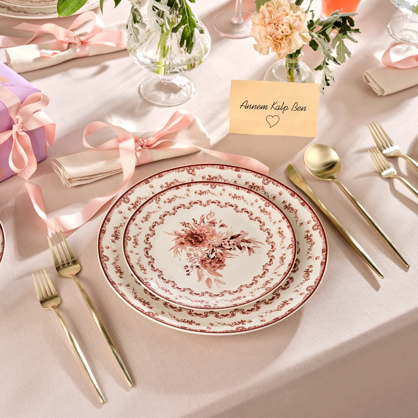 [153.09.01.2870] KARACA BLUME 24 PIECES PORCELAIN DINNER SET FOR 6 PEOPLE